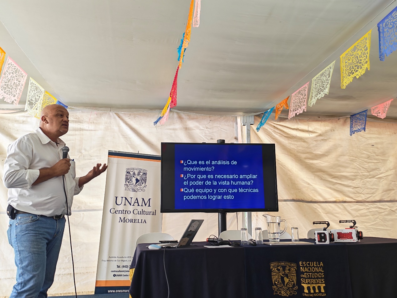 high-speed-imaging-and-piv-diagnostics-at-the-32nd-fluid-mechanics-forum-in-mexico-1.jpg
